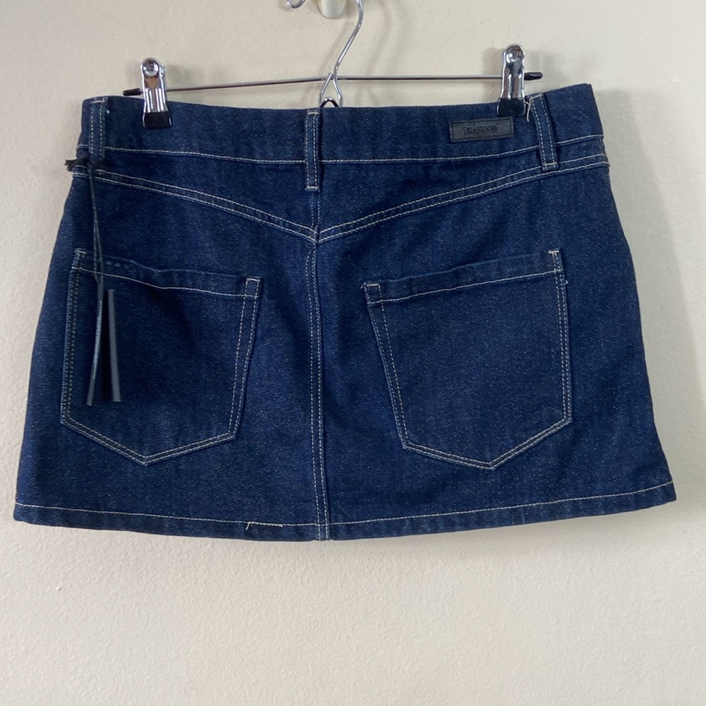 New BlankNYC Metallic Weave Denim Micro Miniskirt Dark Wash Gold Glitter Sz 29 - Picture 7 of 8